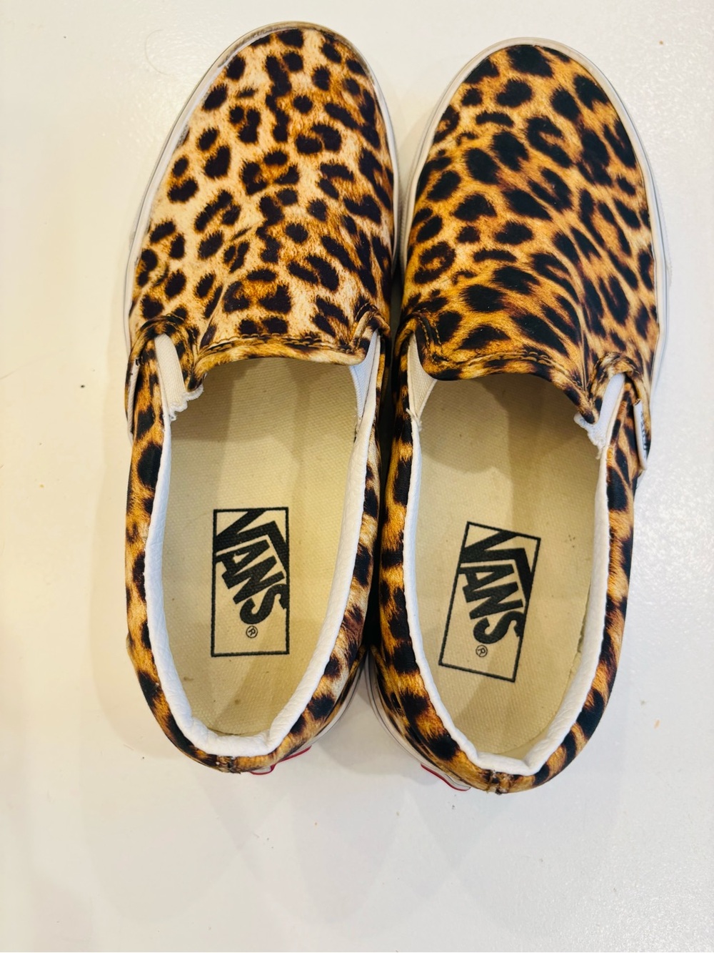 Vans Leopard Print Slip-On Sneakers - tan/black size 7 - Picture 6 of 9